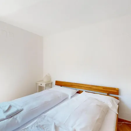 Apartament Ludains 2/9 *