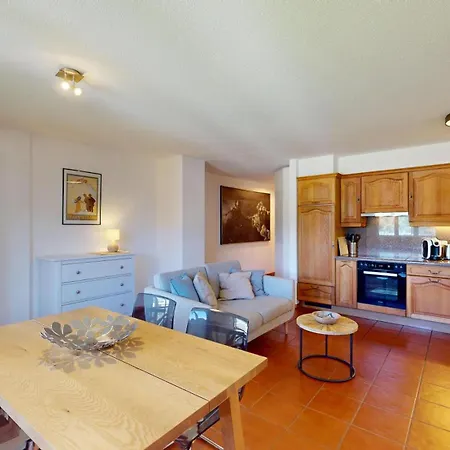 Apartament Ludains 2/9