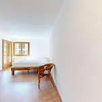 Ludains 2/9 Apartamento *